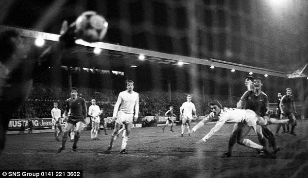 article-1360747-0032DAFC00000578-419_634x366.jpg.0b04e56e767511886cc7839fb5201251.jpg