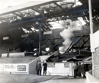 pittodrie-fire-february-1971.jpg.3727ea8ca9cf77046a94a43819531d6c.jpg