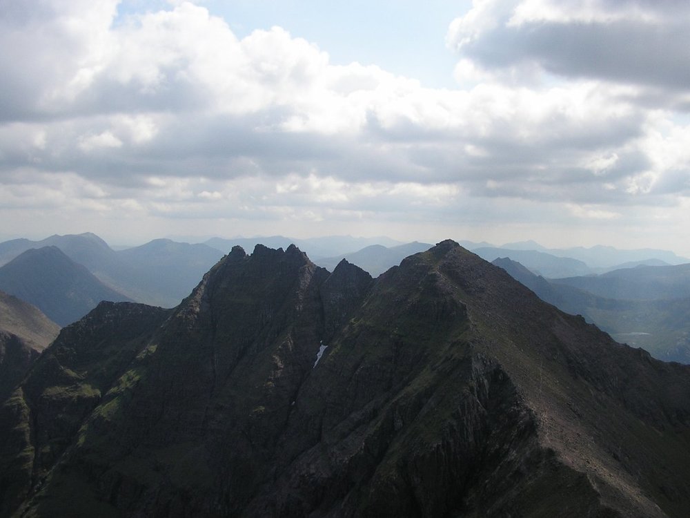 Corrag_Bhuidhe_-_Flickr_-_Graham_Grinner_Lewis.jpg